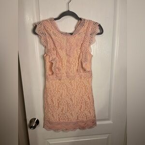 Lulus pink lace Dress